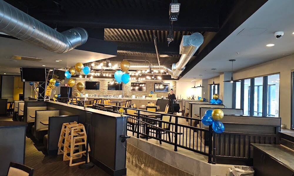 12 Sixty Modern Pub & Kitchen
