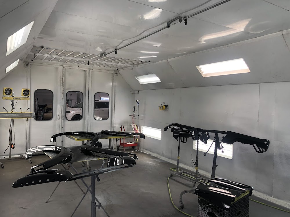 Advance Auto Body