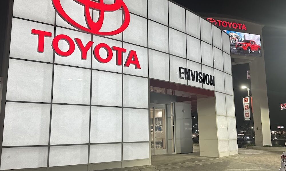 Norwalk Toyota | Sales Showroom