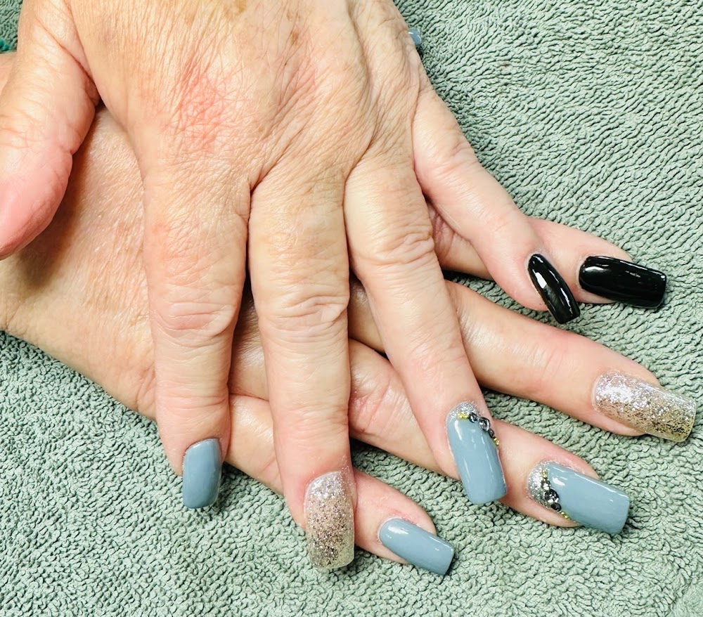 Pioneer Nails & Hair